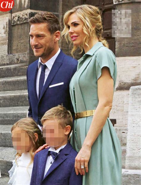 comunione chanel totti ilary blasi figli|chanel totti fidanzato.